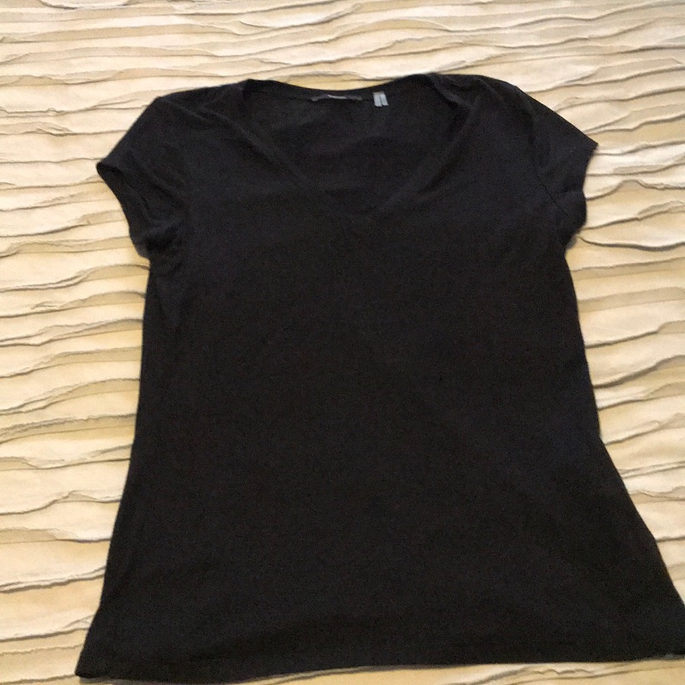 Tahari T-shirt
